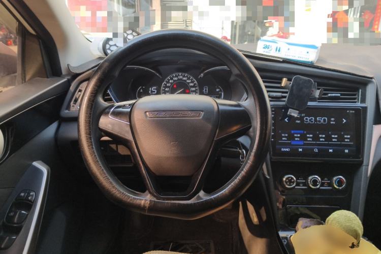 Used Venucia D60 2021 1.6L Entry Manual Comfort Edition Steering Wheel