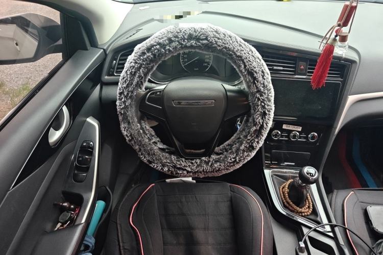 Used Venucia D60 2021 1.6L Entry Manual Comfort Edition Steering Wheel