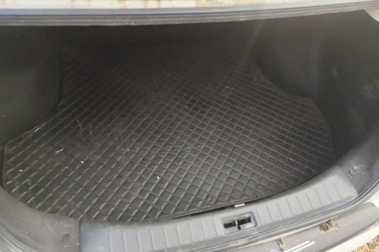 Used Venucia D60 2021 PLUS 1.6L XV CVT Smart Edition Trunk
