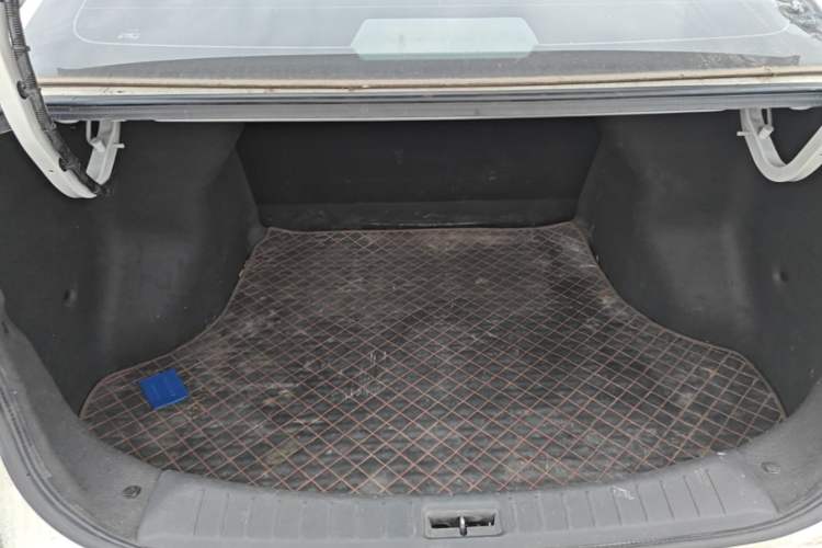Used Venucia D60 2021 1.6L XE CVT Comfort Edition Trunk