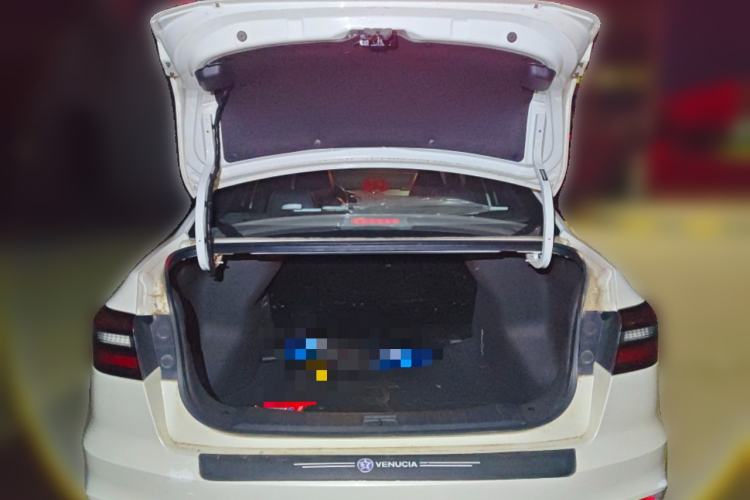 Used Venucia D60 2021 PLUS 1.6L XL CVT Yue Ling Edition Trunk