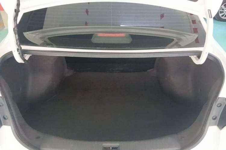 Used Venucia D60 2021 1.6L XE CVT Comfort Edition Trunk