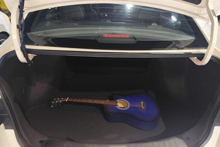 Used Venucia D60 2021 PLUS 1.6L XL CVT Yue Ling Edition Trunk