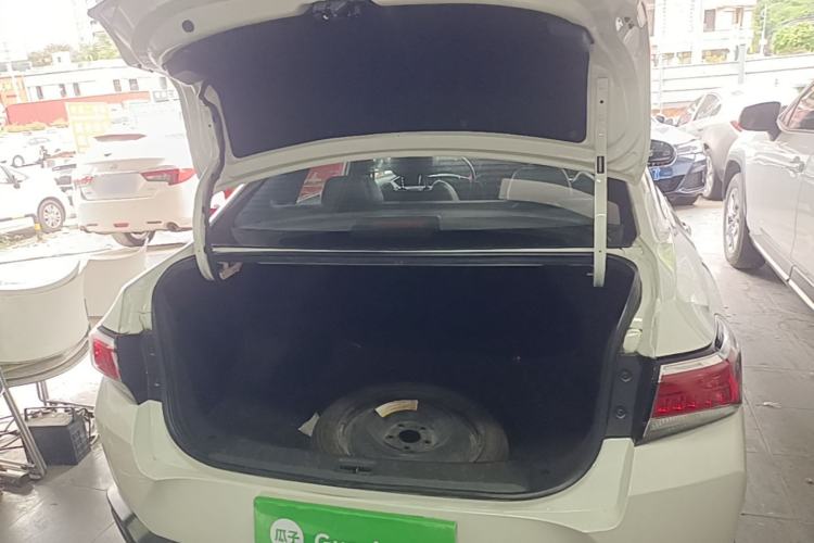 Used Venucia D60 2021 1.6L XE CVT Comfort Edition Trunk