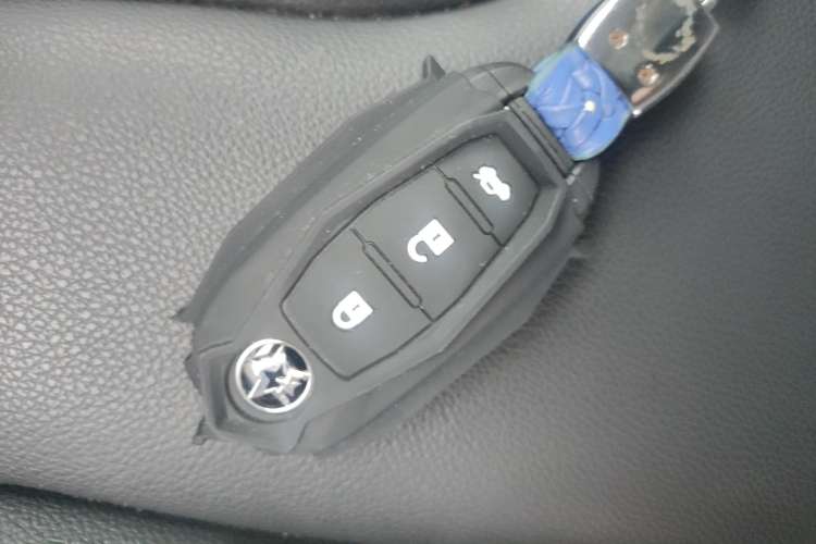 Used Venucia D60 2021 PLUS 1.6L XL CVT Yue Ling Edition Vehicle Key