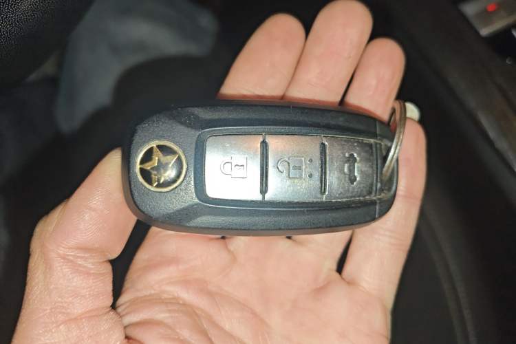 Used Venucia D60 2021 PLUS 1.6L XL CVT Yue Ling Edition Vehicle Key