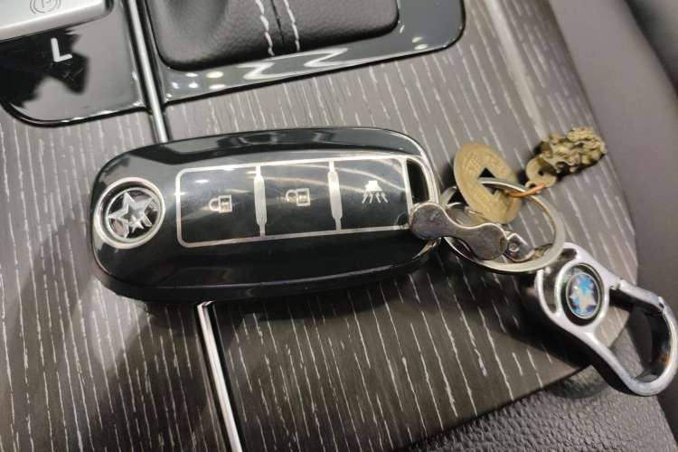Used Venucia D60 2021 PLUS 1.6L XL CVT Yue Ling Edition Vehicle Key