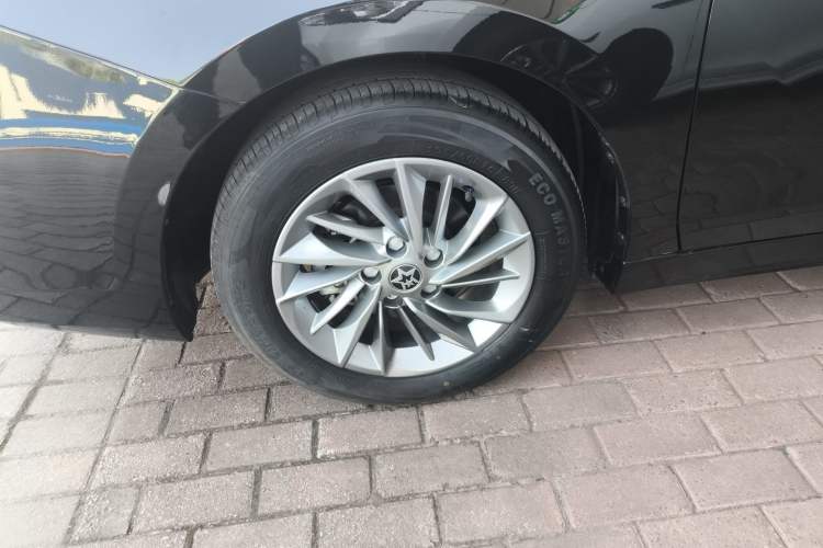 Used Venucia D60 2023 PLUS 1.6L XL CVT Yue Ling Edition Left Front Wheel Hub