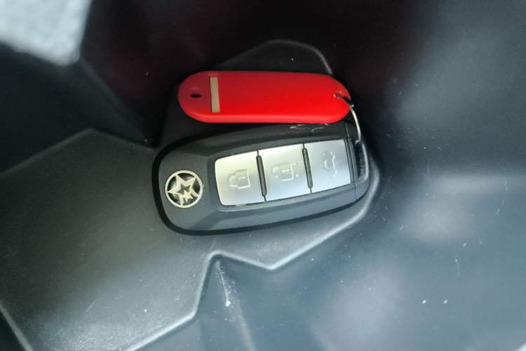Used Venucia D60 2023 PLUS 1.6L XL CVT Yue Ling Edition Vehicle Key