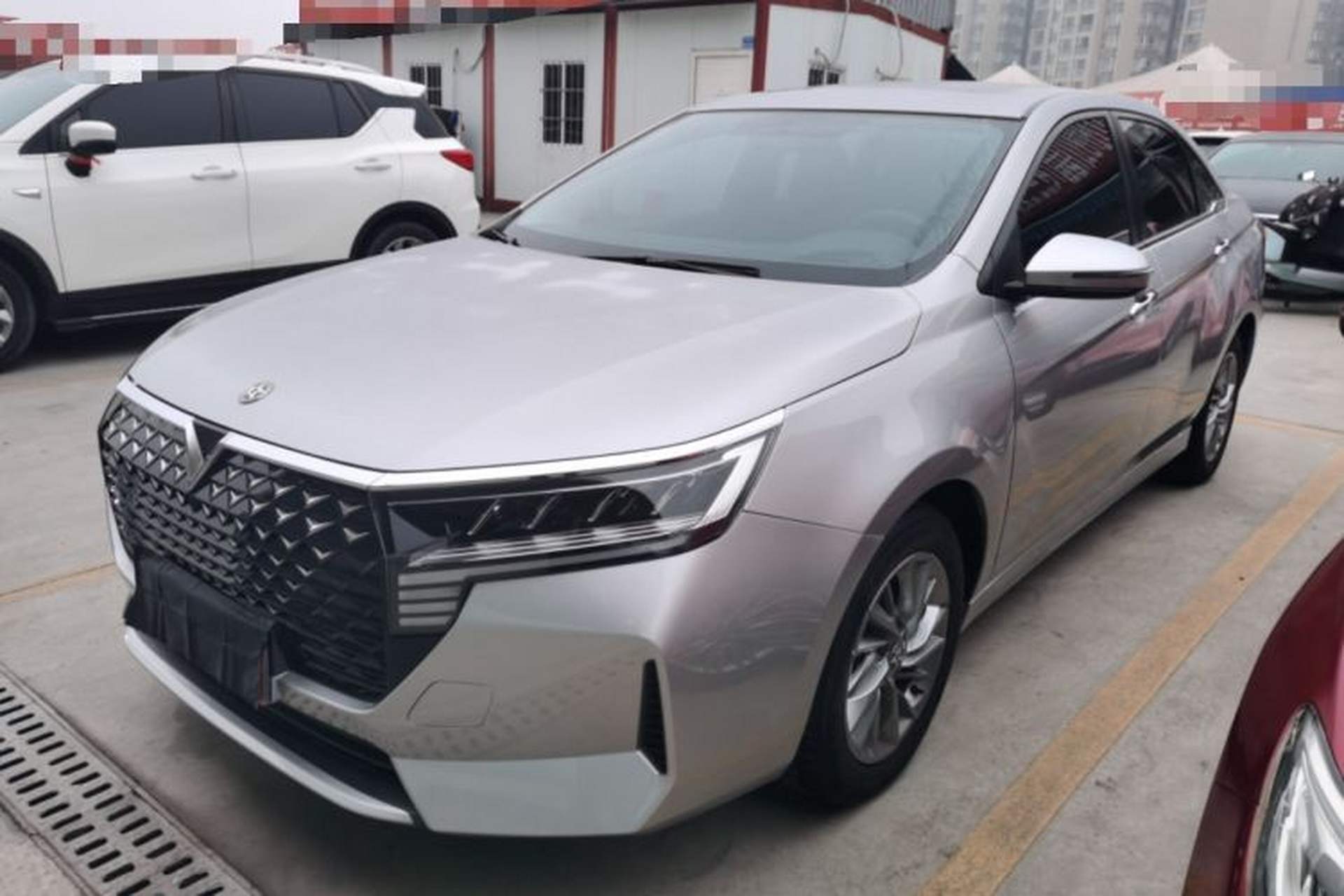 Used Venucia D60 2023 PLUS 1.6L XL CVT Yue Ling Edition Front Left 45 Deg