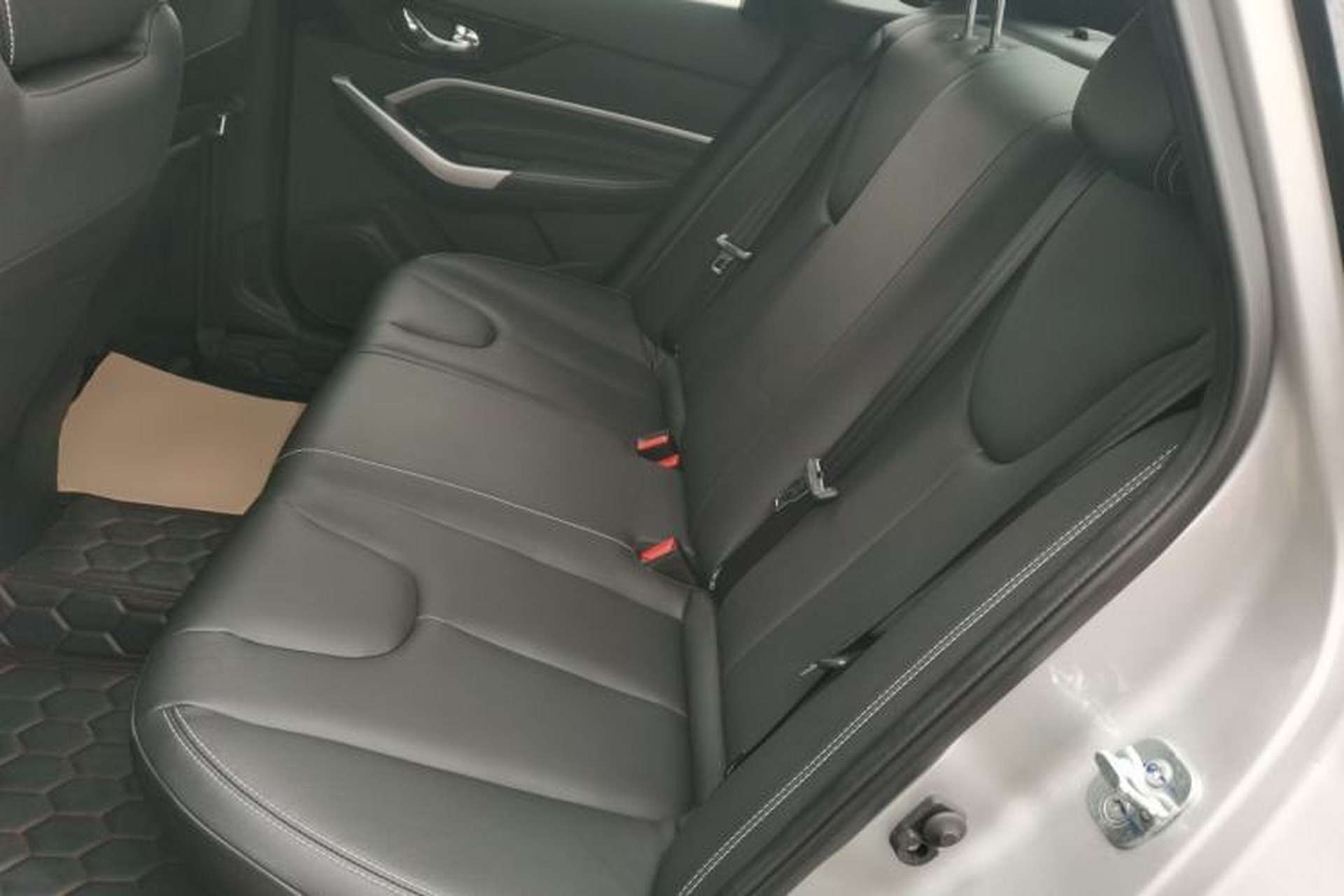 Used Venucia D60 2023 PLUS 1.6L XL CVT Yue Ling Edition Interior 4