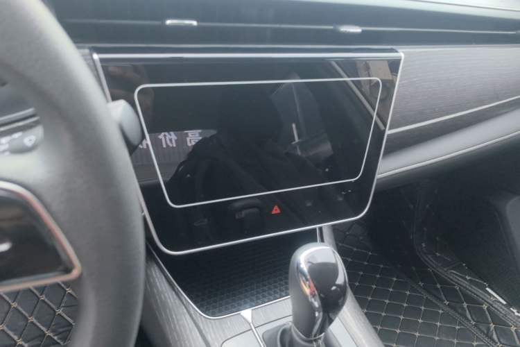 Used Venucia D60 2023 PLUS 1.6L XL CVT Yue Ling Edition Audio And AC Panel