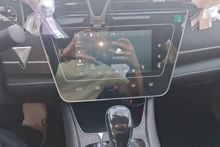 Used Venucia D60 2023 PLUS 1.6L XL CVT Yue Ling Edition Audio And AC Panel