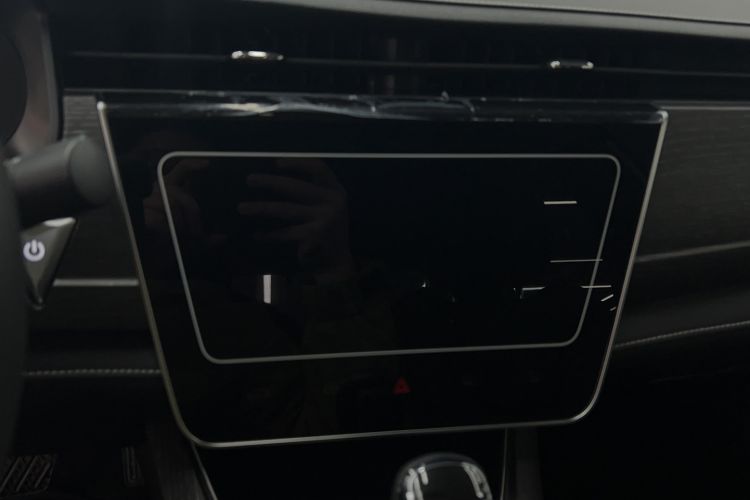 Used Venucia D60 2023 PLUS 1.6L XL CVT Yue Ling Edition Audio And AC Panel