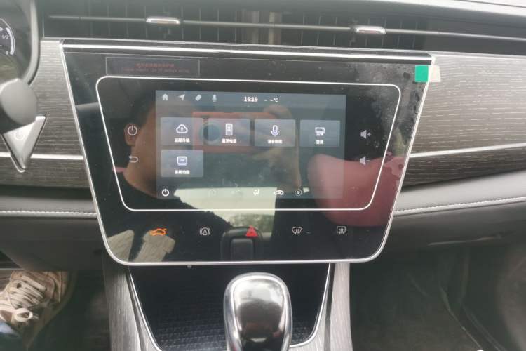Used Venucia D60 2023 PLUS 1.6L XL CVT Yue Ling Edition Audio And AC Panel