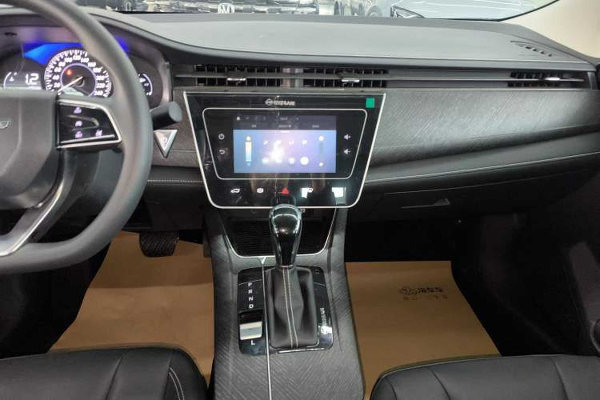 Used Venucia D60 2023 PLUS 1.6L XL CVT Yue Ling Edition Audio And AC Panel