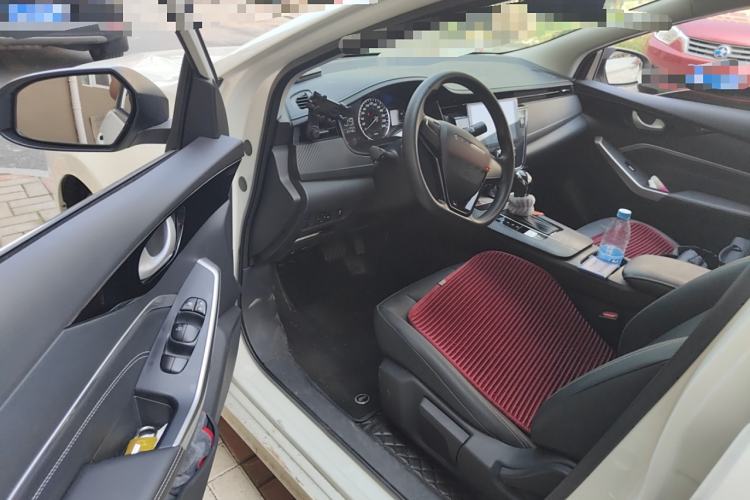 Used Venucia D60 2023 PLUS 1.6L XE CVT Trendy Edition Driver Seat