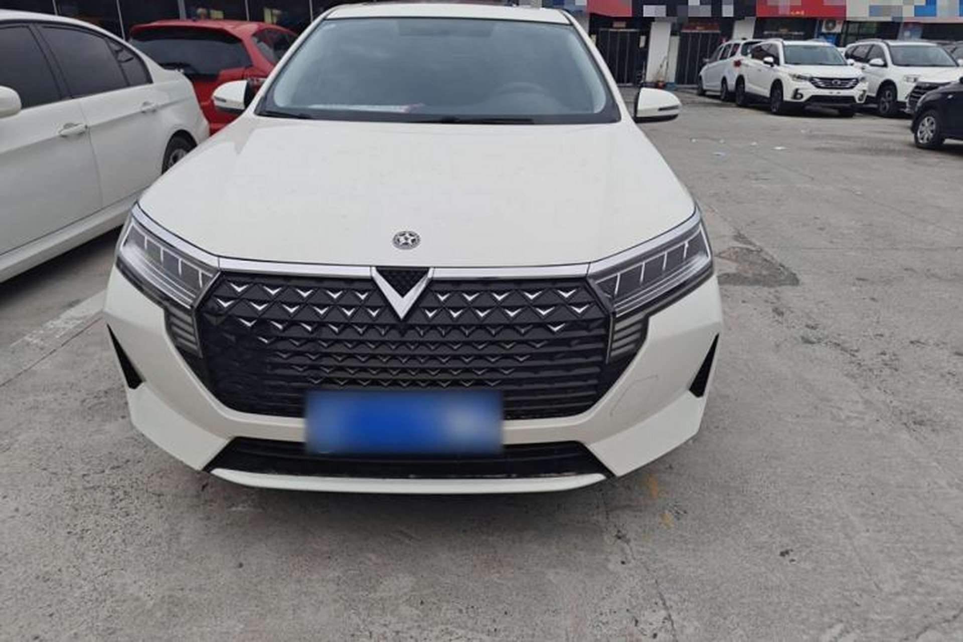 Used Venucia D60 2023 PLUS 1.6L XL CVT Yue Ling Edition Exterior 1