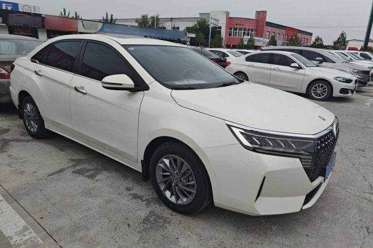 Used Venucia D60 2023 PLUS 1.6L XL CVT Yue Ling Edition Exterior 2
