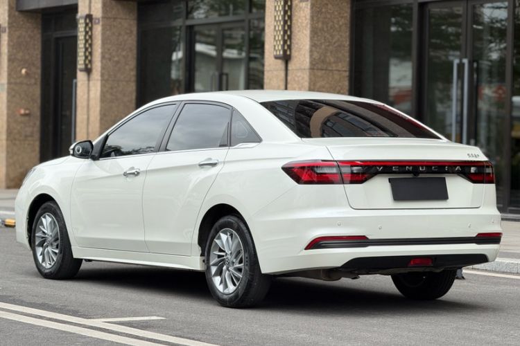 Used Venucia D60 2023 PLUS 1.6L XL CVT Yue Ling Edition Exterior 3