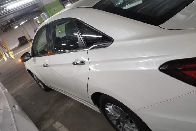 Used Venucia D60 2023 PLUS 1.6L XL CVT Yue Ling Edition Exterior 3