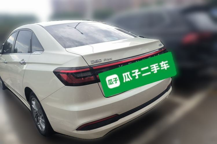 Used Venucia D60 2023 PLUS 1.6L XL CVT Yue Ling Edition Exterior 3
