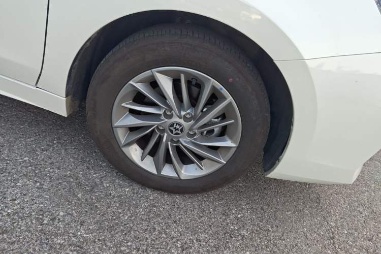Used Venucia D60 2023 PLUS 1.6L XL CVT Yue Ling Edition Exterior 7