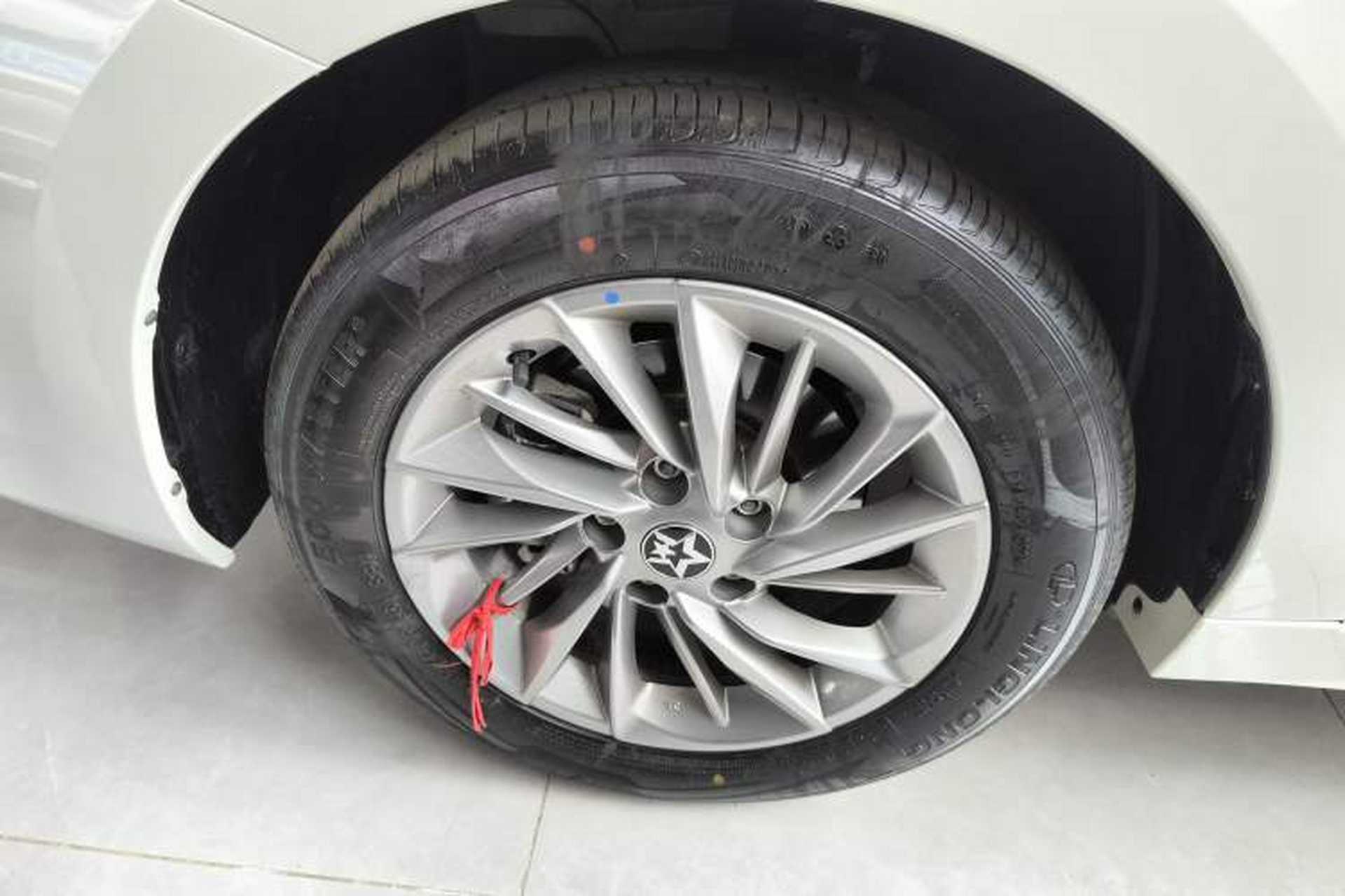 Used Venucia D60 2023 PLUS 1.6L XE CVT Trendy Edition Exterior 7