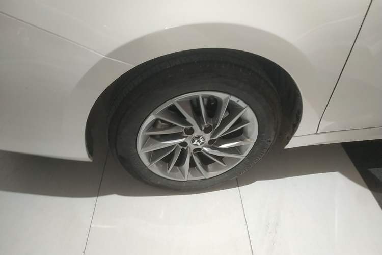 Used Venucia D60 2023 PLUS 1.6L XL CVT Yue Ling Edition Exterior 7
