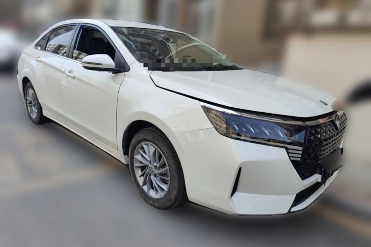 Used Venucia D60 2023 PLUS 1.6L XE CVT Trendy Edition Front Right 45 Deg