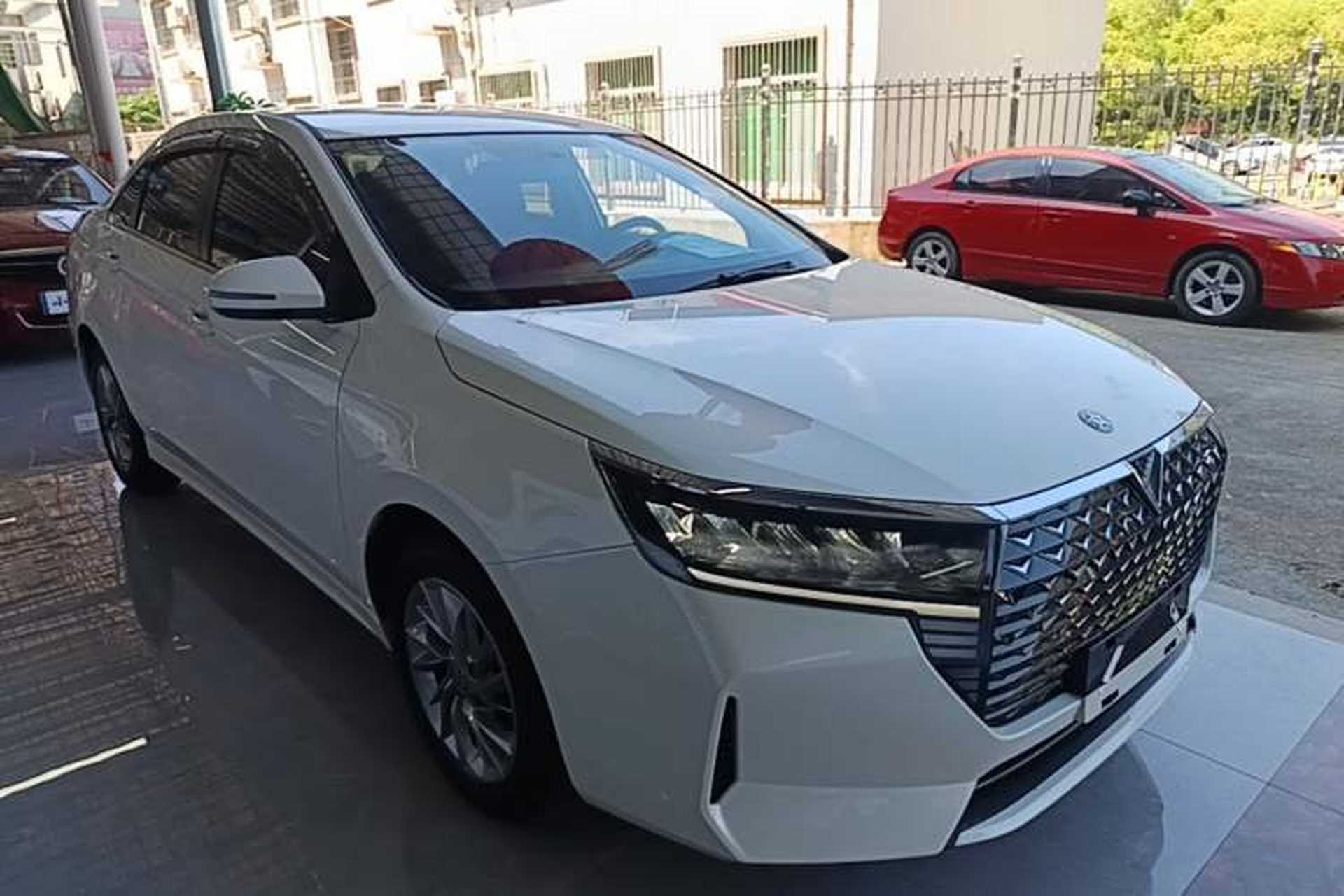 Used Venucia D60 2023 PLUS 1.6L XE CVT Trendy Edition Front Right 45 Deg