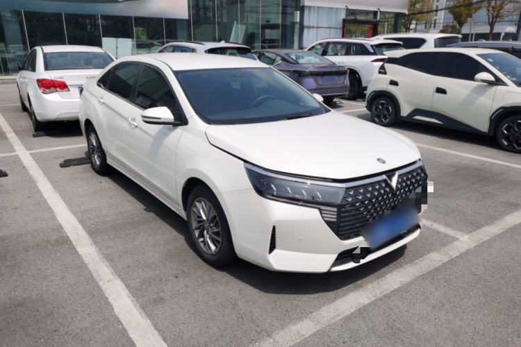 Used Venucia D60 2023 PLUS 1.6L XE CVT Trendy Edition Front Right 45 Deg