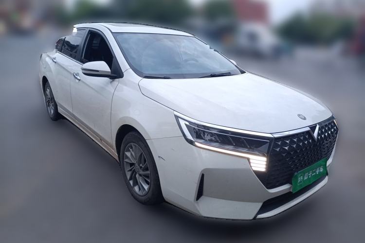 Used Venucia D60 2023 PLUS 1.6L XL CVT Yue Ling Edition Front Right 45 Deg