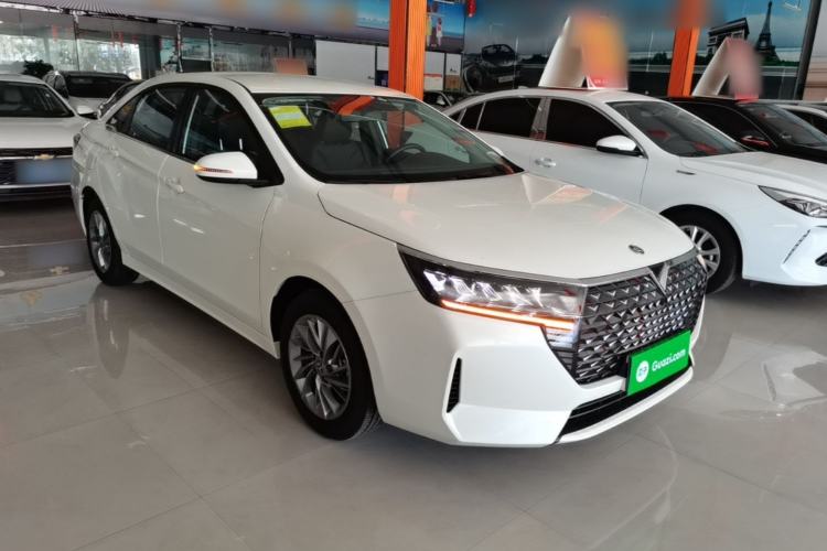 Used Venucia D60 2023 PLUS 1.6L XE CVT Trendy Edition Front Right 45 Deg