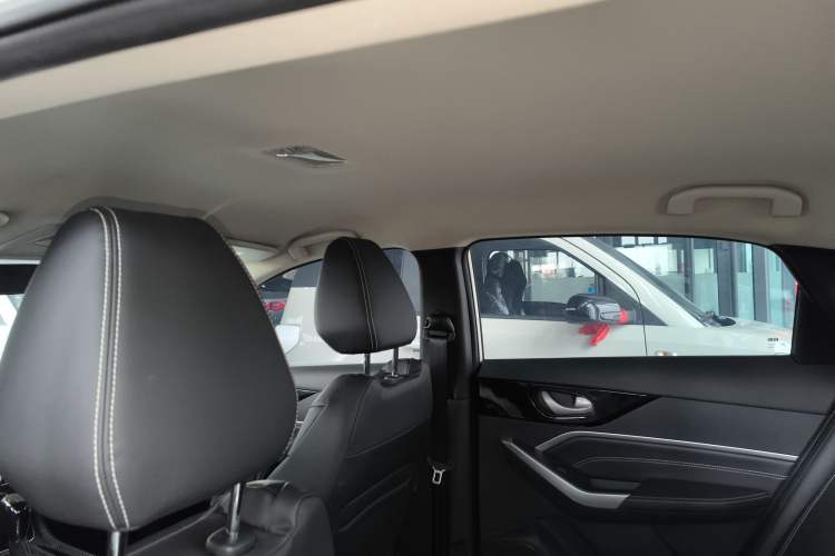 Used Venucia D60 2023 PLUS 1.6L XE CVT Trendy Edition Headliner