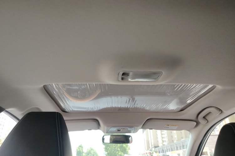 Used Venucia D60 2023 PLUS 1.6L XL CVT Yue Ling Edition Headliner