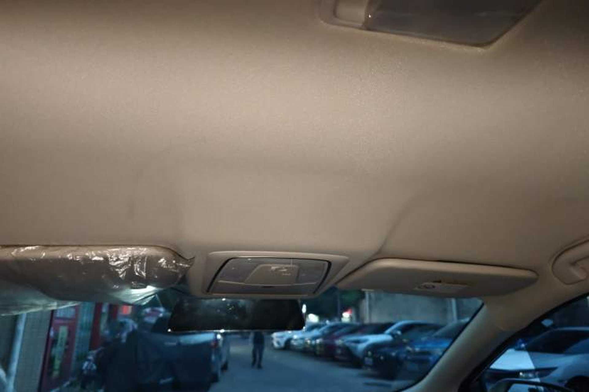 Used Venucia D60 2023 PLUS 1.6L XE CVT Trendy Edition Headliner