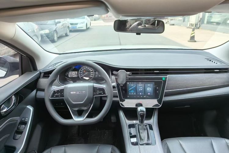 Used Venucia D60 2023 PLUS 1.6L XL CVT Yue Ling Edition Interior 1