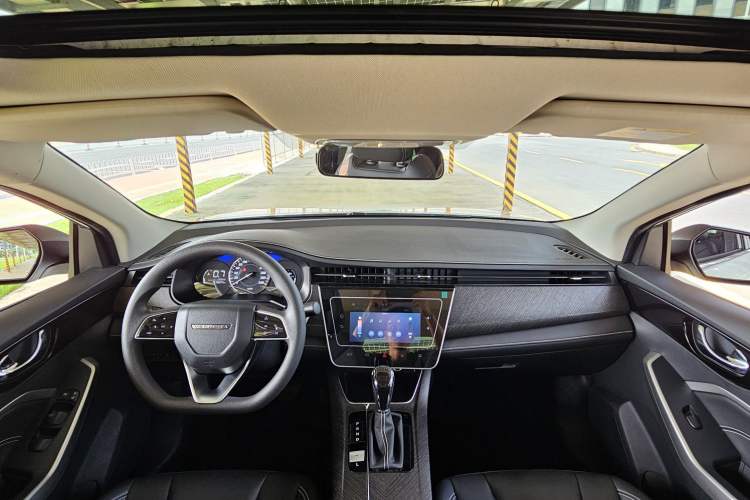 Used Venucia D60 2023 PLUS 1.6L XL CVT Yue Ling Edition Interior 3