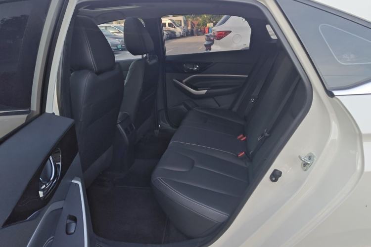 Used Venucia D60 2023 PLUS 1.6L XL CVT Yue Ling Edition Interior 4