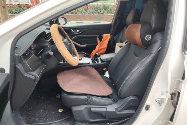 Used Venucia D60 2023 PLUS 1.6L XL CVT Yue Ling Edition Left Front Seat
