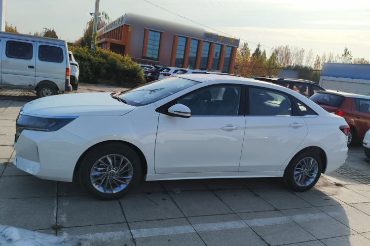Used Venucia D60 2023 PLUS 1.6L XE CVT Trendy Edition Left Side