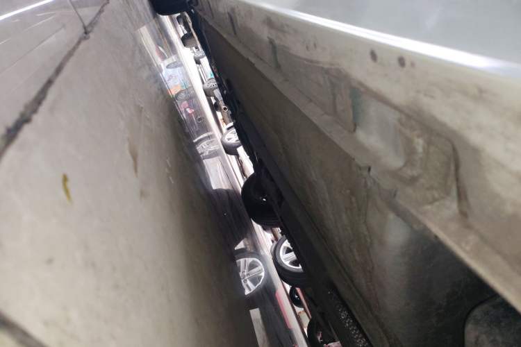 Used Venucia D60 2023 PLUS 1.6L XL CVT Yue Ling Edition Left Side Sill