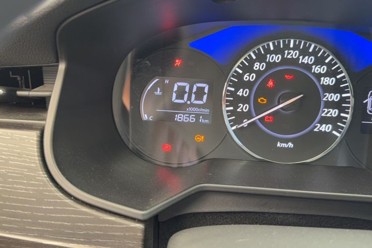 Used Venucia D60 2023 PLUS 1.6L XL CVT Yue Ling Edition Odometer Close Up
