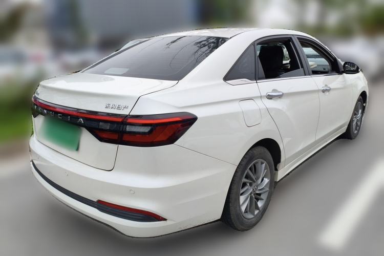 Used Venucia D60 2023 PLUS 1.6L XL CVT Yue Ling Edition Rear Right 45 Deg