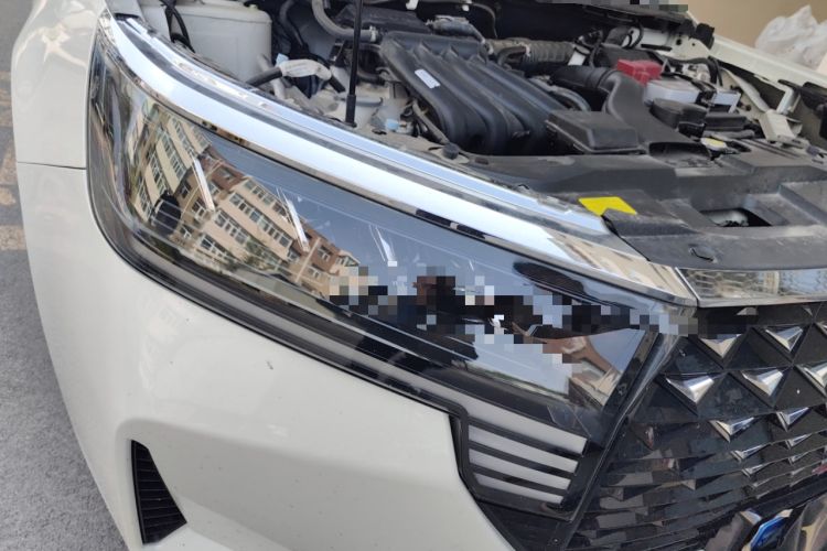 Used Venucia D60 2023 PLUS 1.6L XE CVT Trendy Edition Right Front Headlight
