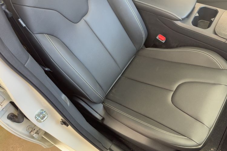 Used Venucia D60 2023 PLUS 1.6L XL CVT Yue Ling Edition Right Front Seat