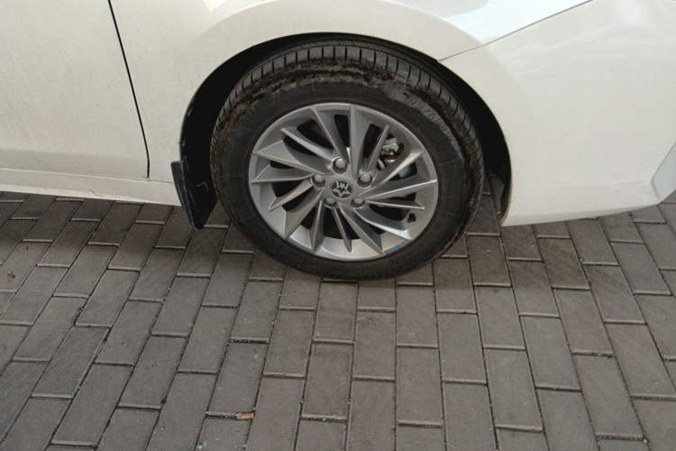 Used Venucia D60 2023 PLUS 1.6L XL CVT Yue Ling Edition Right Front Wheel Hub