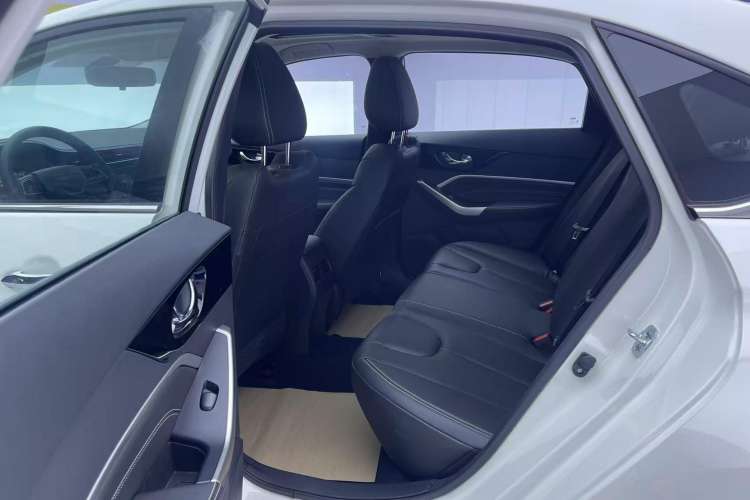 Used Venucia D60 2023 PLUS 1.6L XL CVT Yue Ling Edition Right Rear Seat