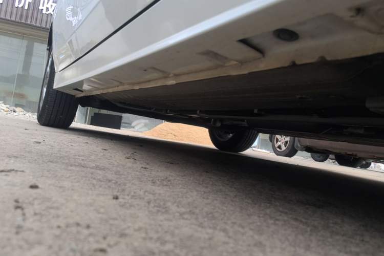 Used Venucia D60 2023 PLUS 1.6L XL CVT Yue Ling Edition Right Side Sill